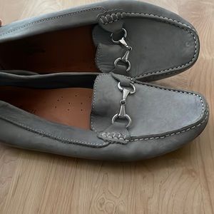 Mercanti Fiorenini womens light grey leather driving moccasin